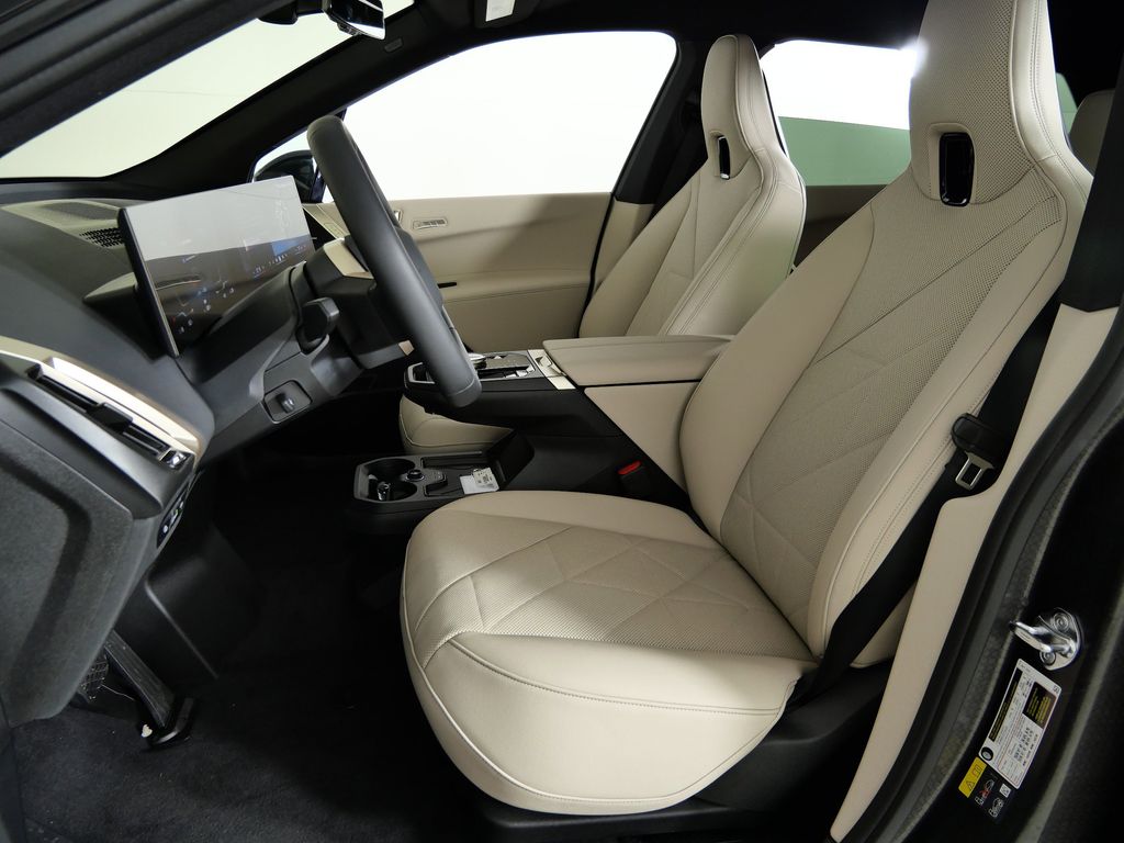 Thumbnail: 2026 BMW iX - 34