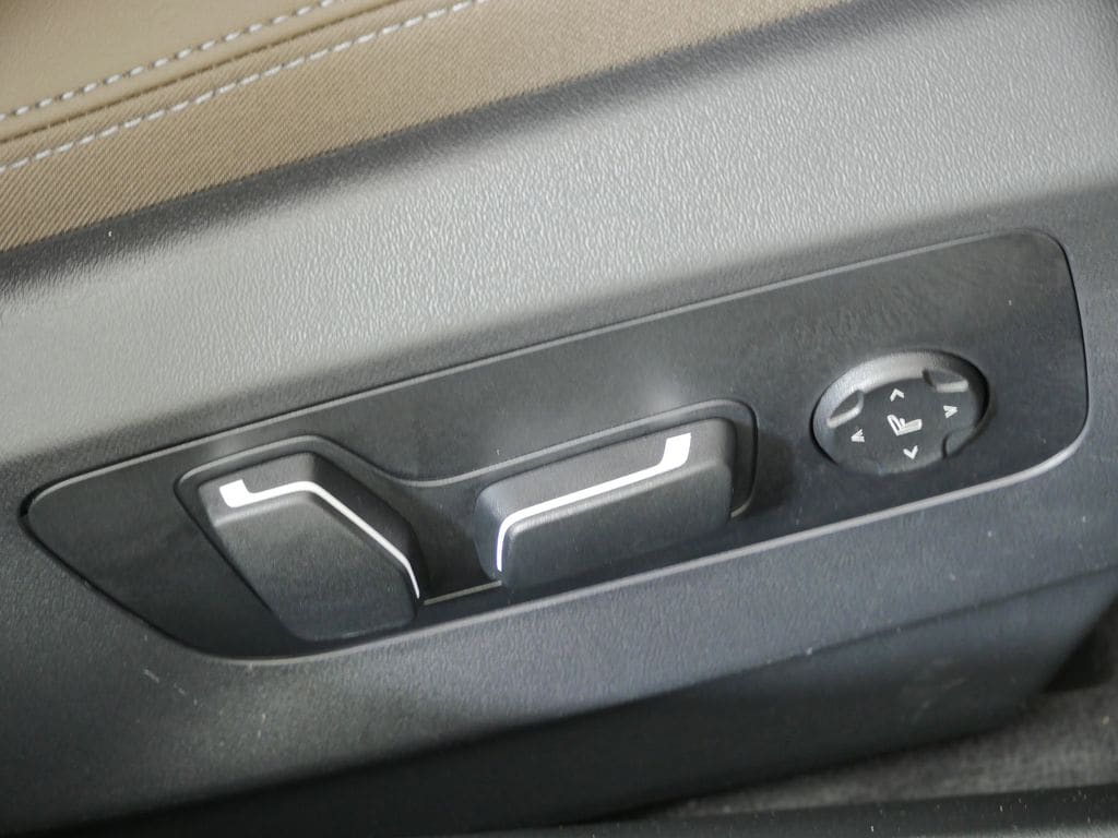 Thumbnail: 2026 BMW i5 - 27