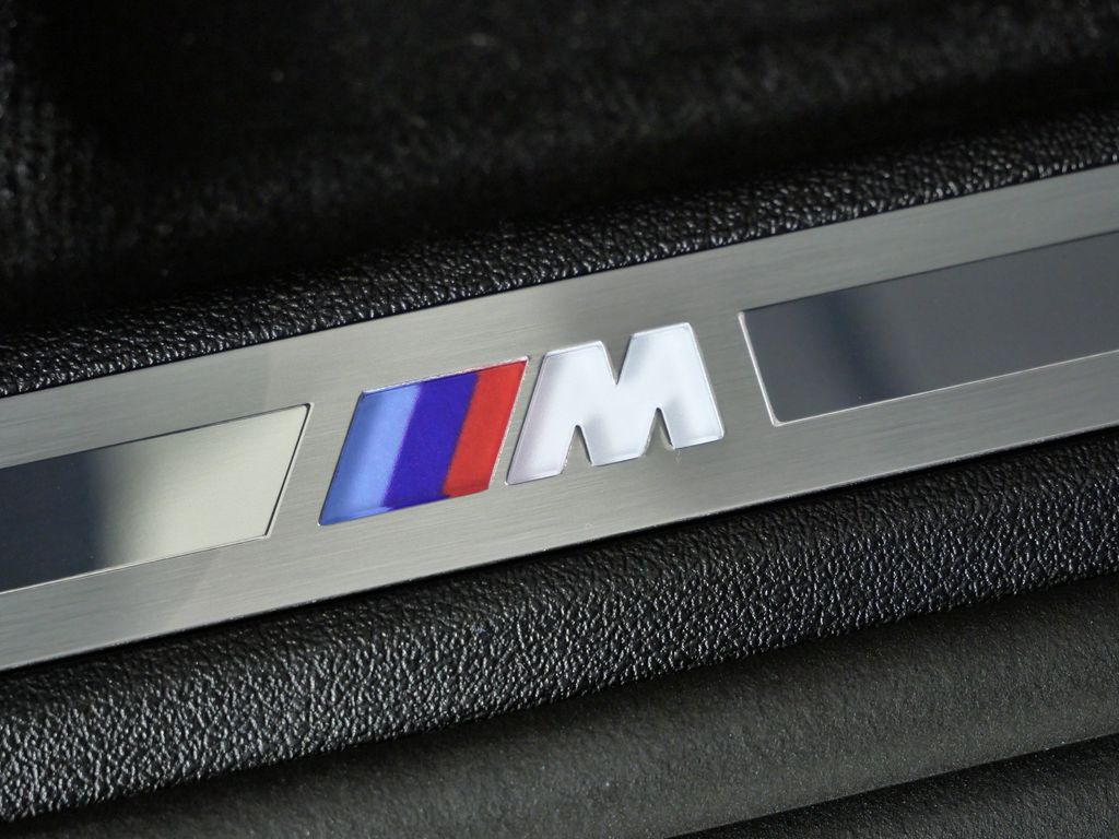 Thumbnail: 2026 BMW X6 - 23