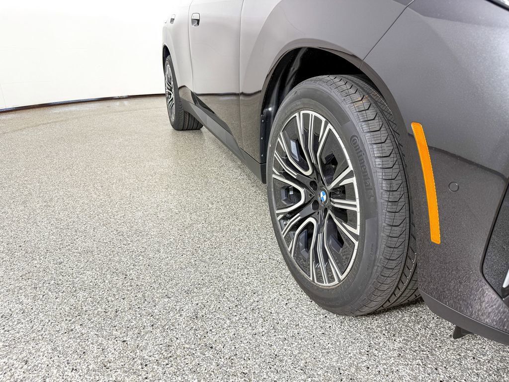 Thumbnail: 2025 BMW X3 - 11