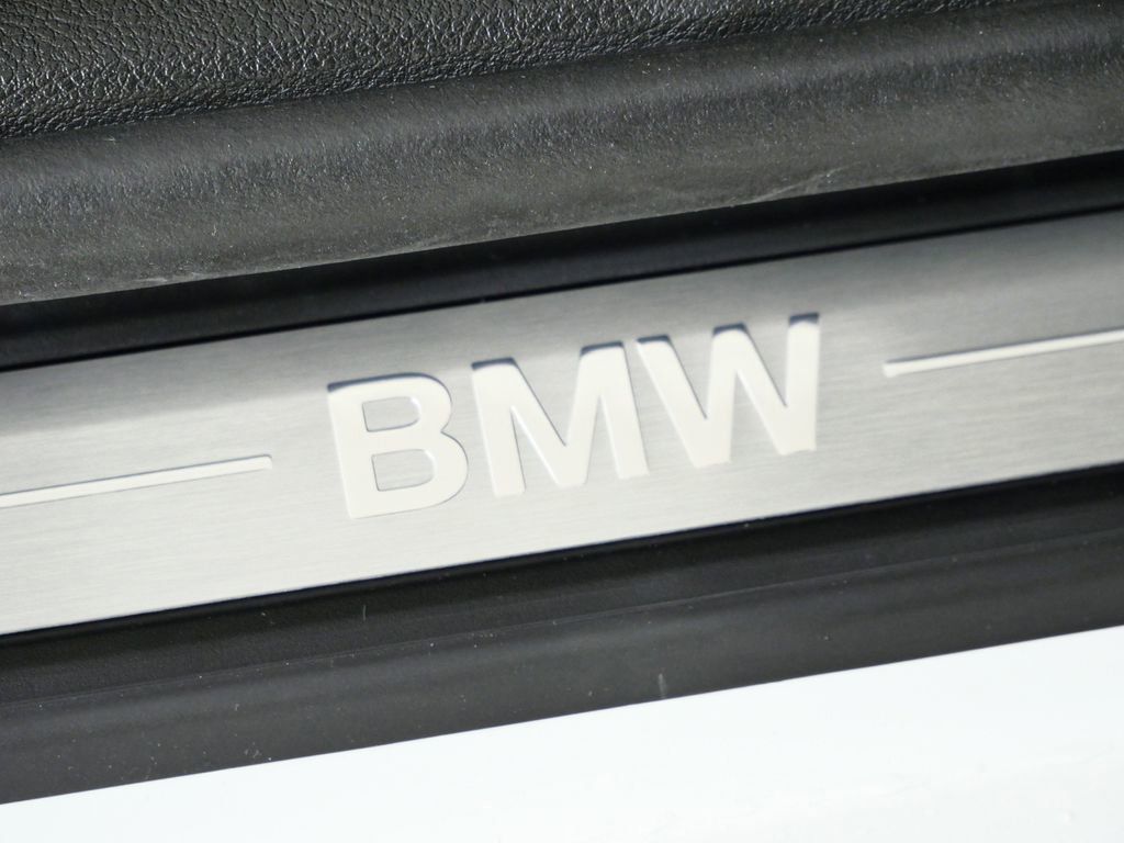 Thumbnail: 2026 BMW 3 Series - 25