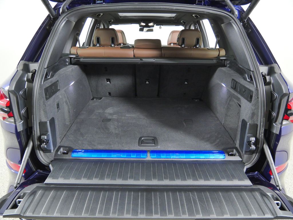 Thumbnail: 2026 BMW X5 - 28