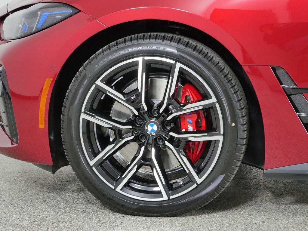 Thumbnail: 2026 BMW i4 - 16