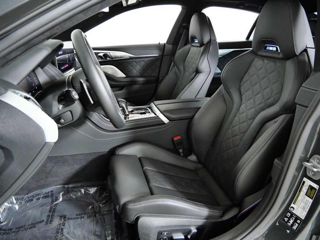 Thumbnail: 2025 BMW M8 - 34