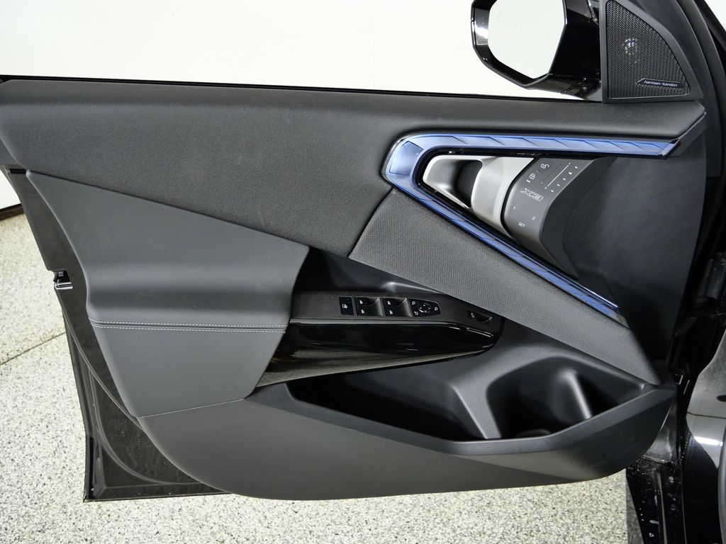 Thumbnail: 2026 BMW X3 - 33