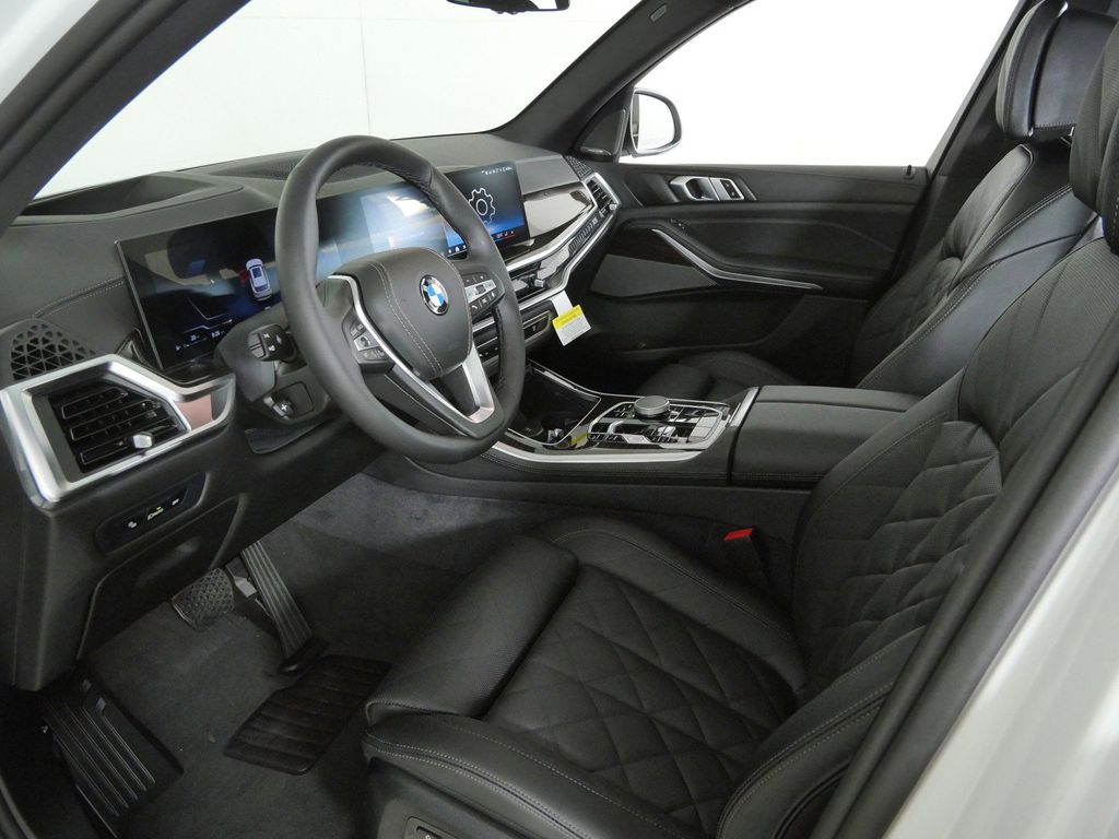 Thumbnail: 2026 BMW X5 - 35