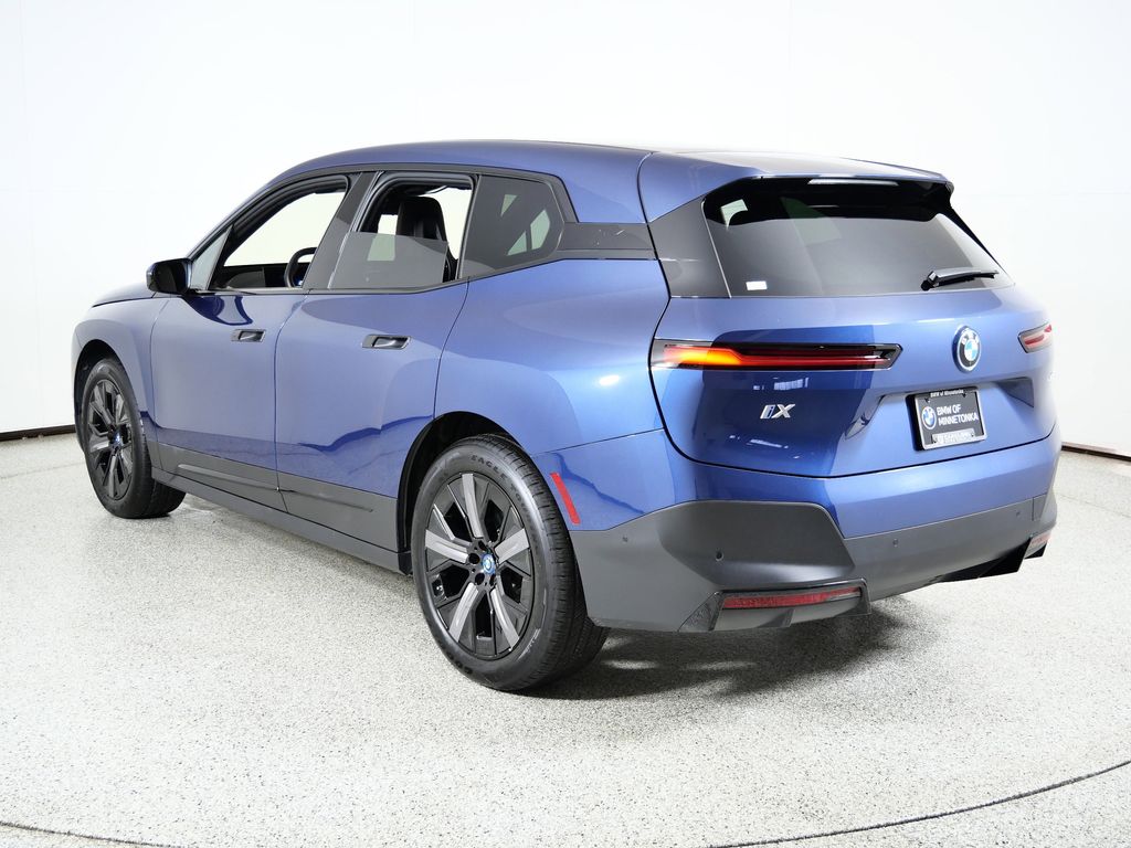 Thumbnail: 2025 BMW iX - 17