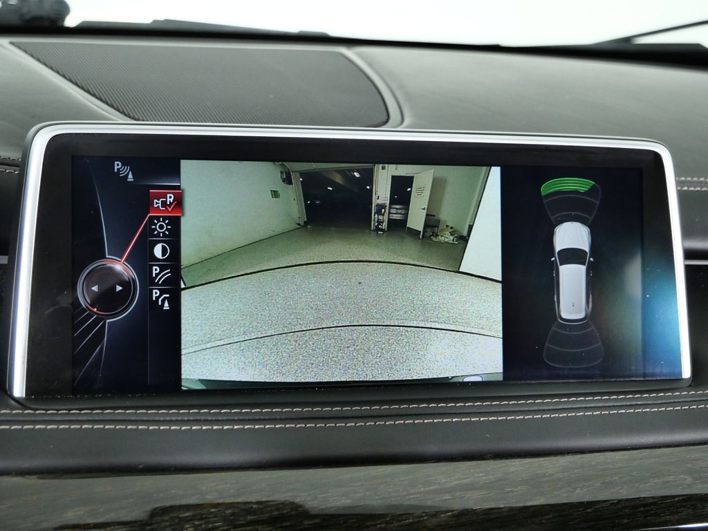 Thumbnail: 2016 BMW X5 - 50