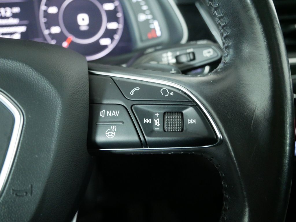 2017 Audi Q7 Premium Plus 38