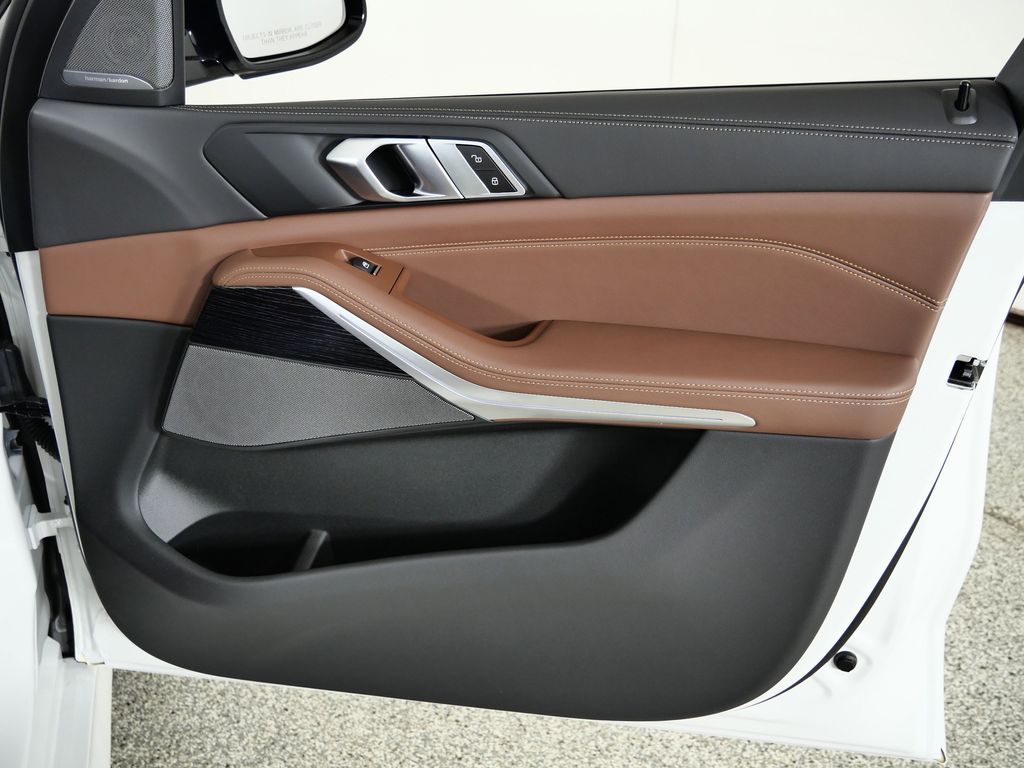 Thumbnail: 2026 BMW X5 - 19