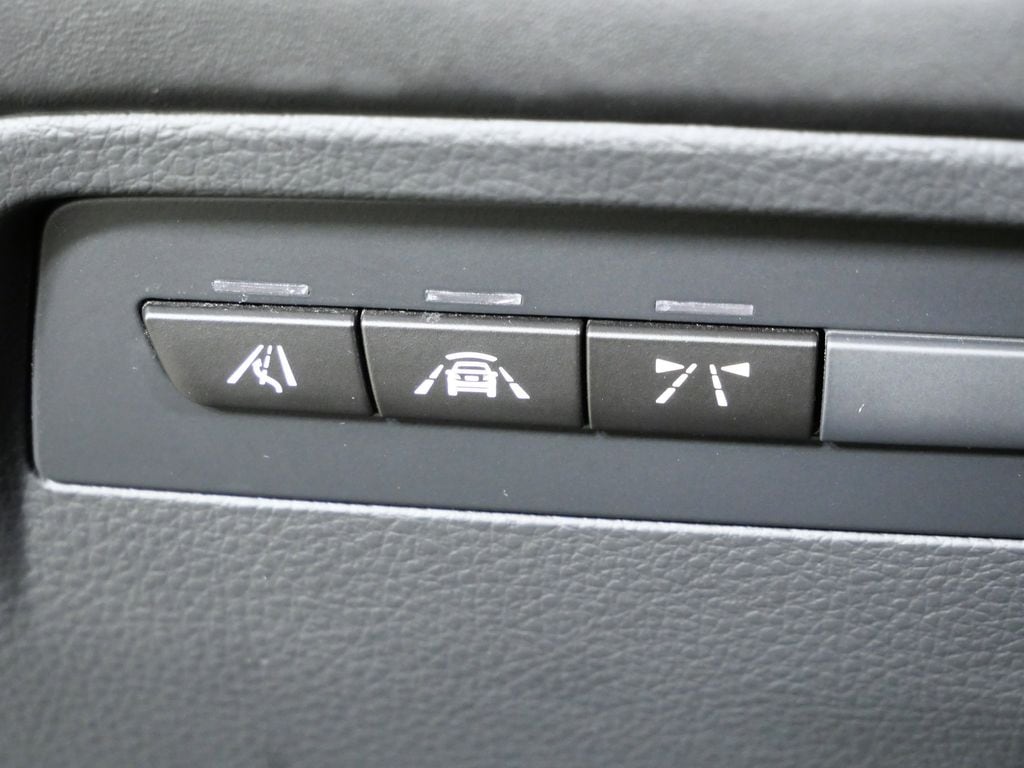 Thumbnail: 2016 BMW M4 - 38