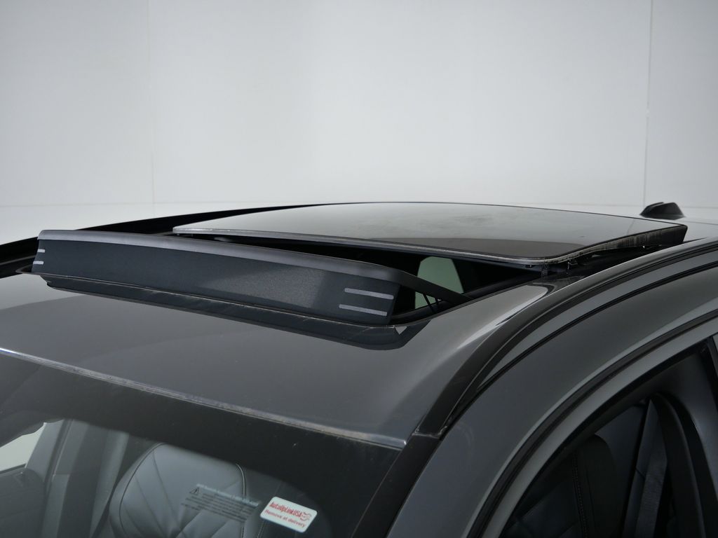 Thumbnail: 2026 BMW X5 - 16