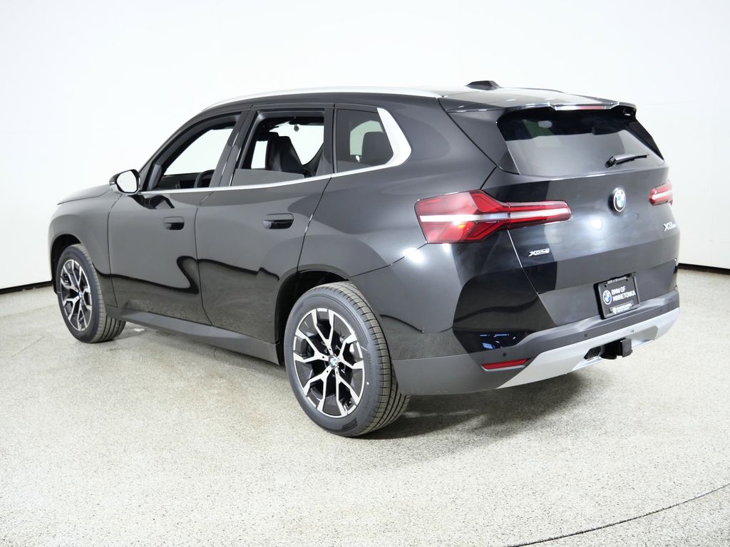 Thumbnail: 2026 BMW X3 - 14