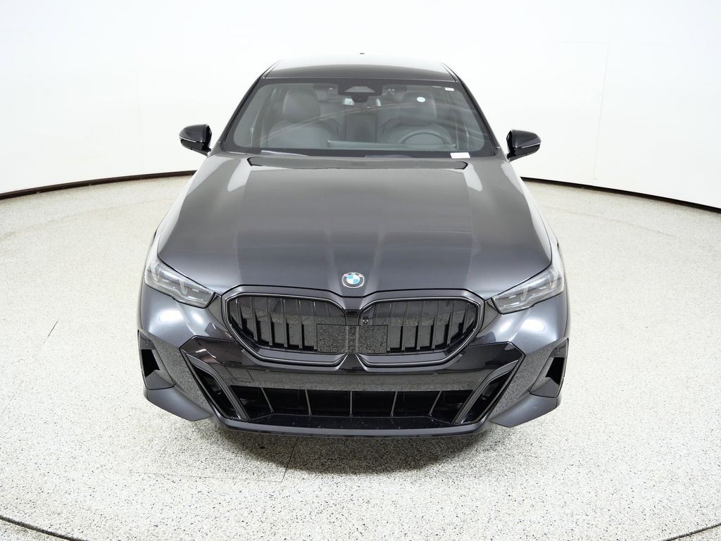 Thumbnail: 2026 BMW 5 Series - 16