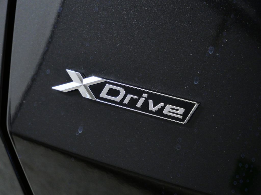 Thumbnail: 2026 BMW X3 - 15