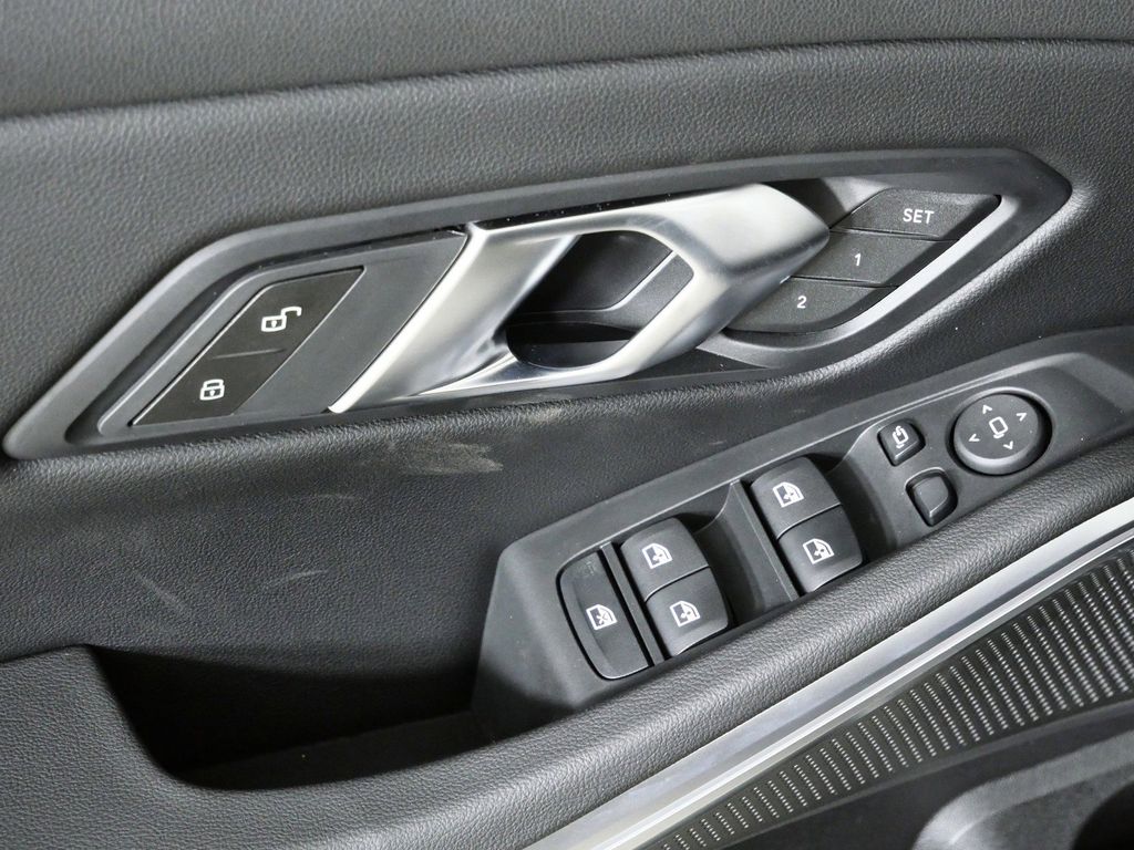 Thumbnail: 2026 BMW 3 Series - 35