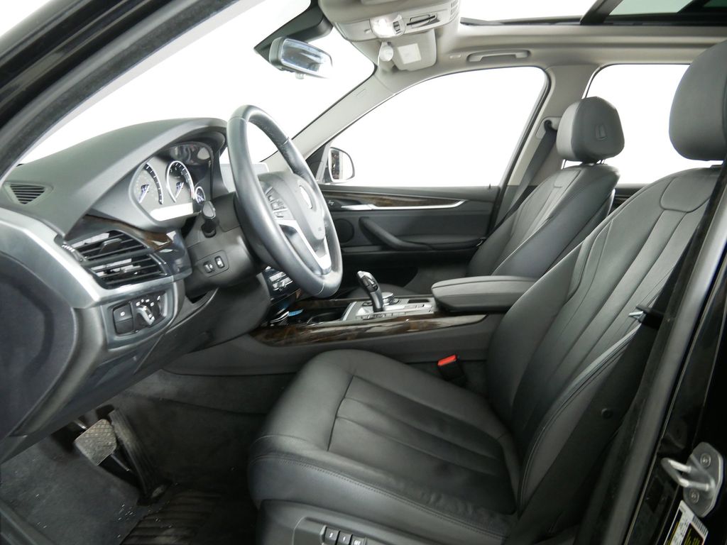 Thumbnail: 2016 BMW X5 - 32