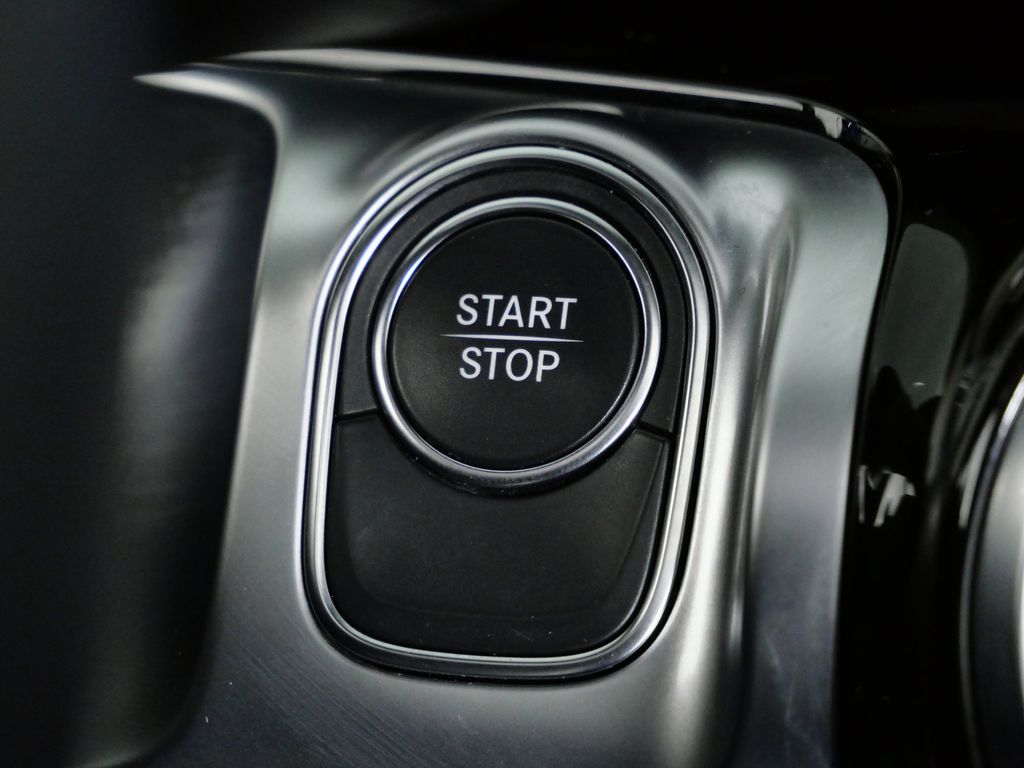 Thumbnail: 2022 Mercedes-Benz EQB - 49