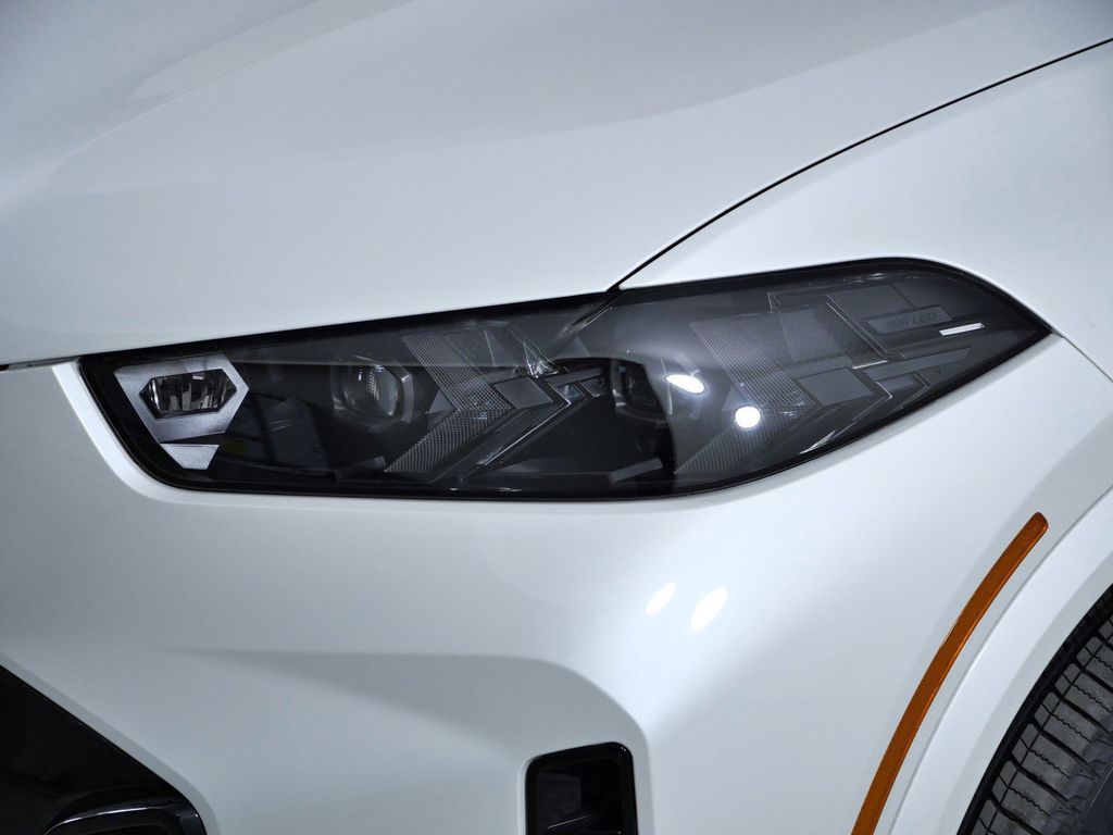 Thumbnail: 2026 BMW X5 - 3