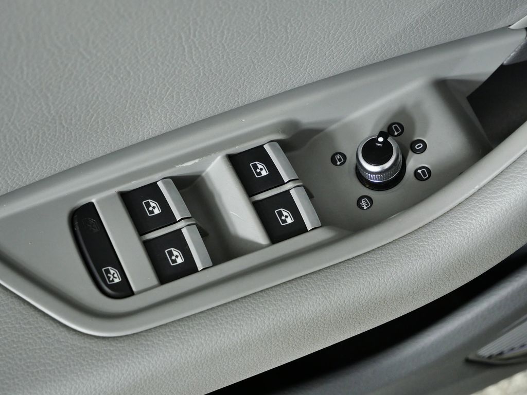 Thumbnail: 2018 Audi A4 - 36