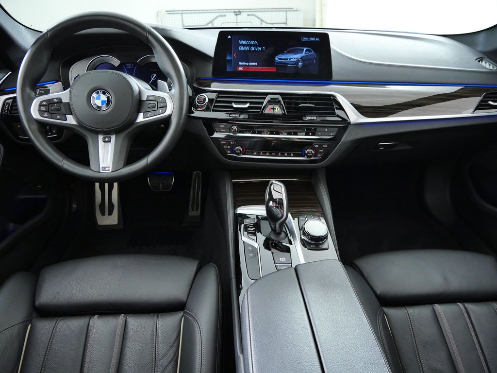 Thumbnail: 2017 BMW 5 Series - 5