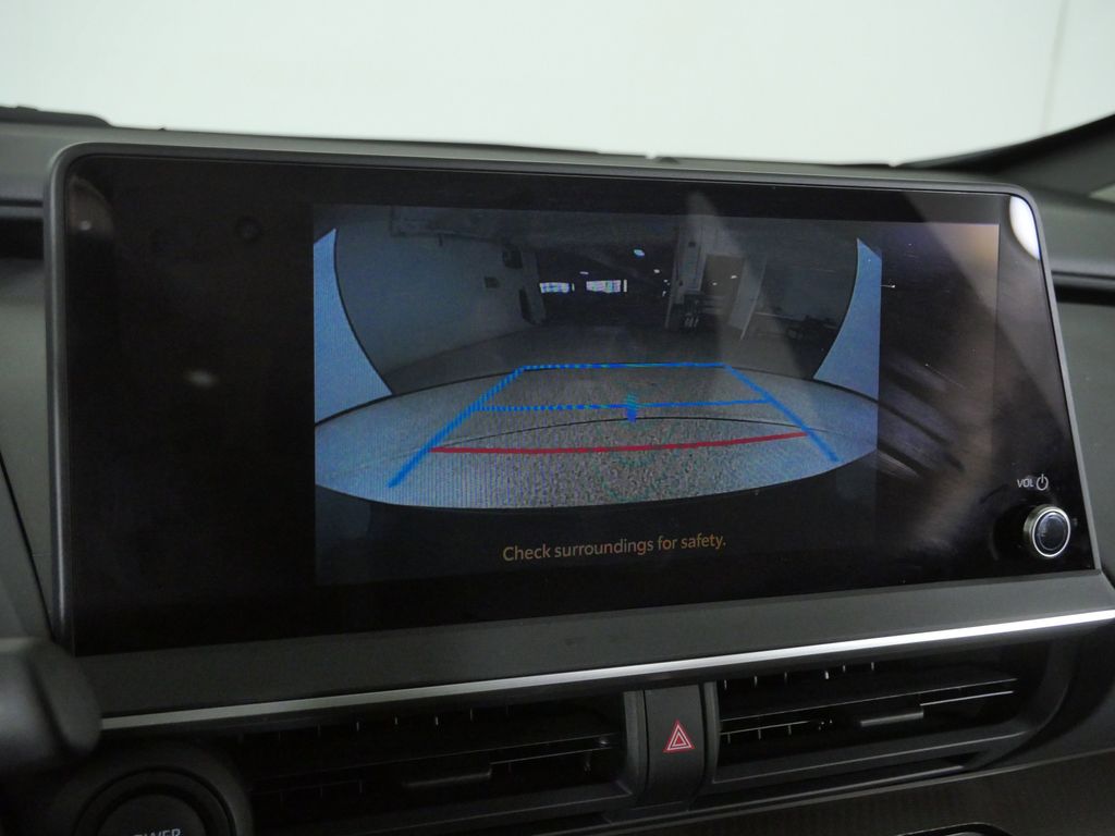 Thumbnail: 2024 Toyota Prius - 50