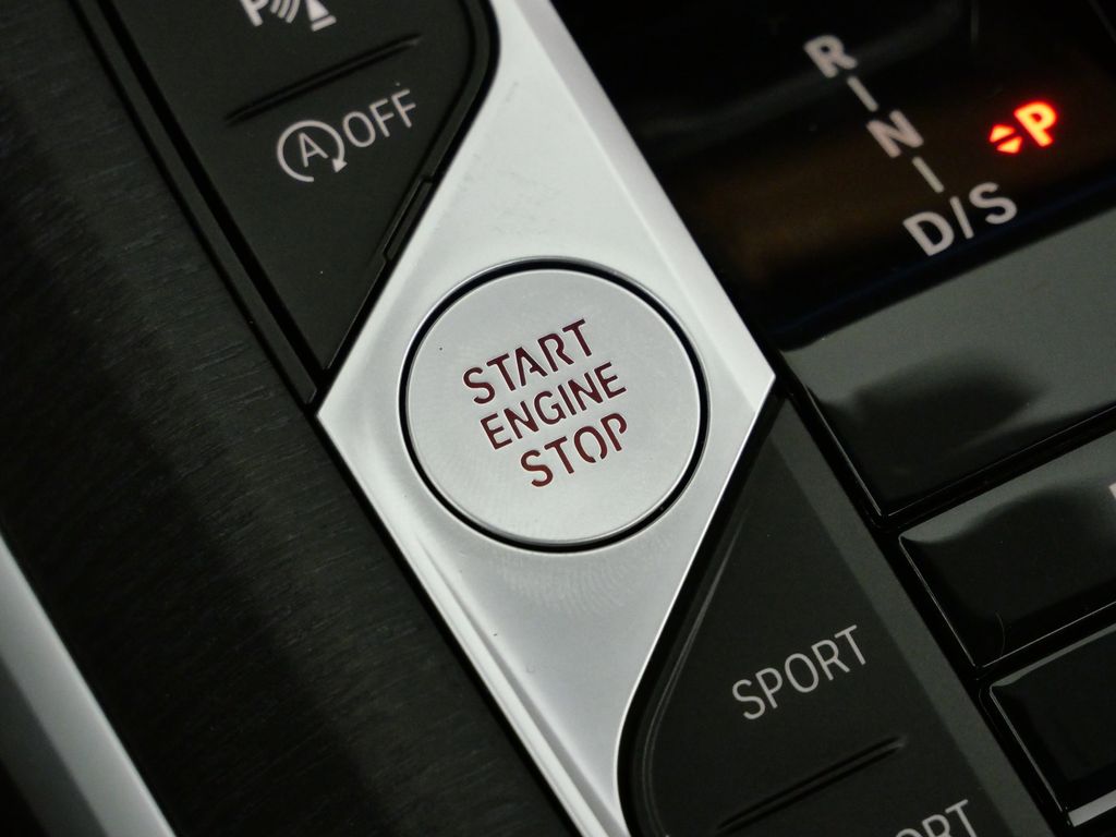 Thumbnail: 2025 BMW 4 Series - 48