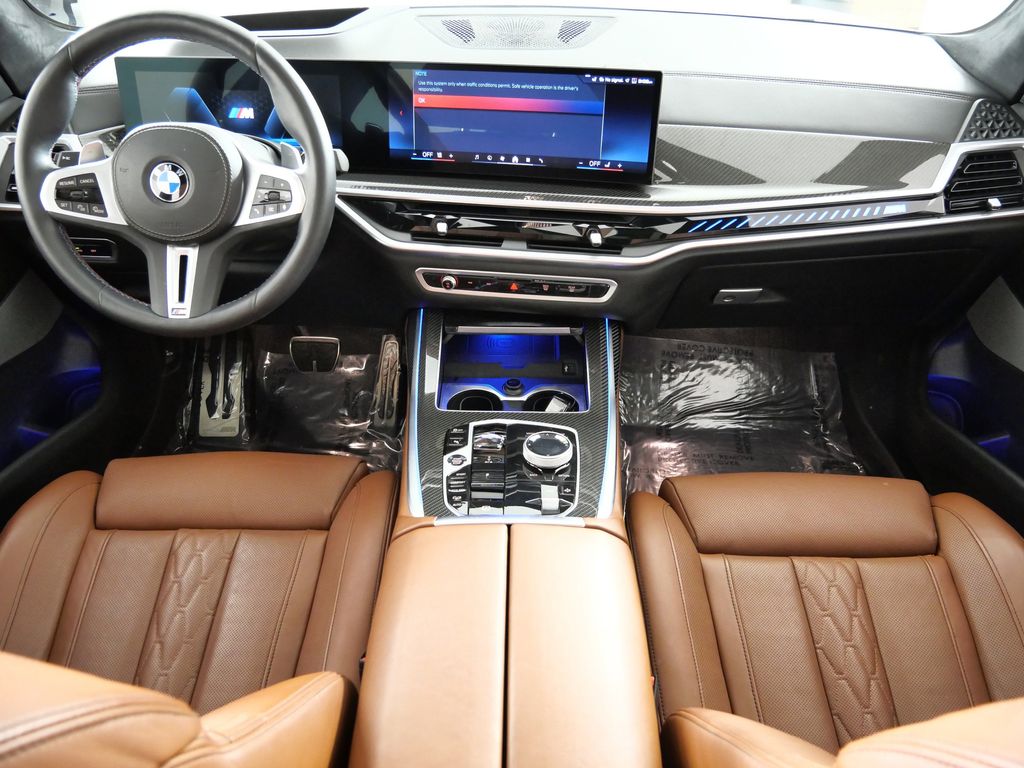 Thumbnail: 2024 BMW X7 - 6