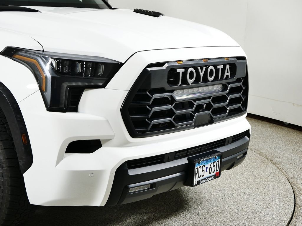 Thumbnail: 2024 Toyota Sequoia - 4