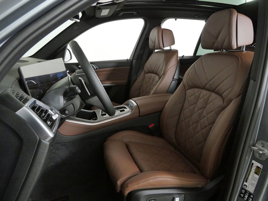 Thumbnail: 2026 BMW X5 - 36