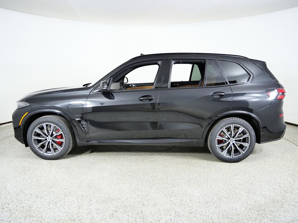 Thumbnail: 2026 BMW X5 - 15