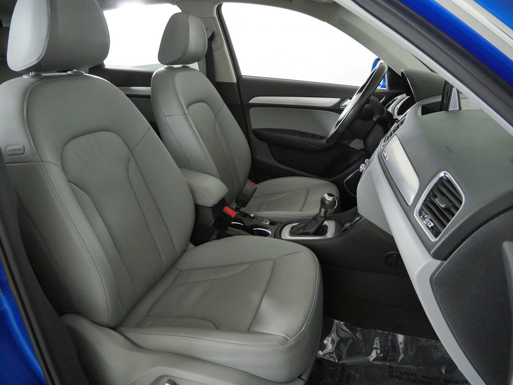 Thumbnail: 2017 Audi Q3 - 21