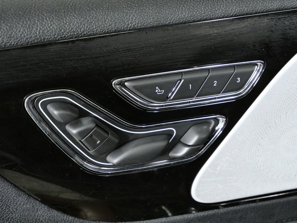 Thumbnail: 2023 Lincoln Aviator - 37