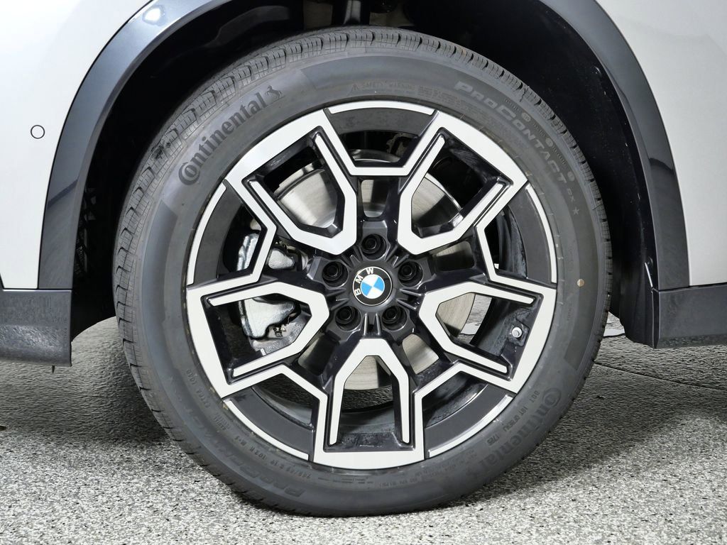 Thumbnail: 2026 BMW X1 - 19