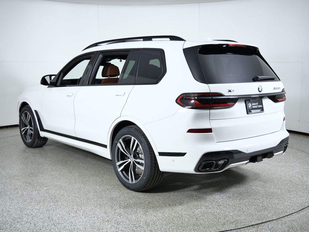 Thumbnail: 2026 BMW X7 - 14