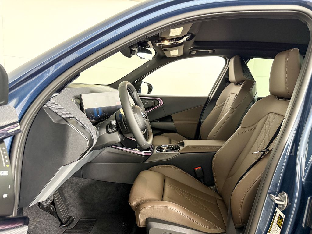 Thumbnail: 2025 BMW X3 - 31