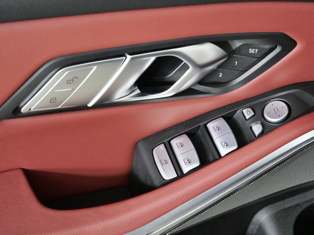 Thumbnail: 2025 BMW 3 Series - 40