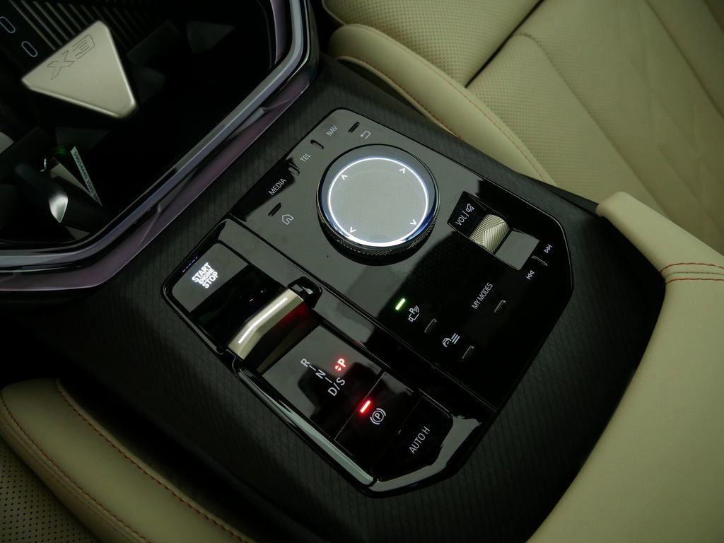 Thumbnail: 2025 BMW X3 - 49