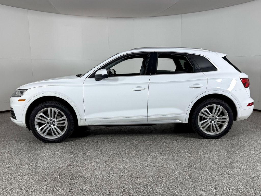 Thumbnail: 2018 Audi Q5 - 6