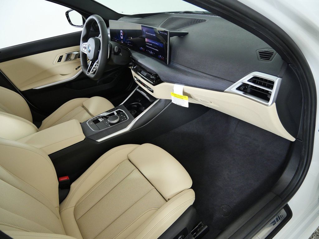 Thumbnail: 2026 BMW 3 Series - 19
