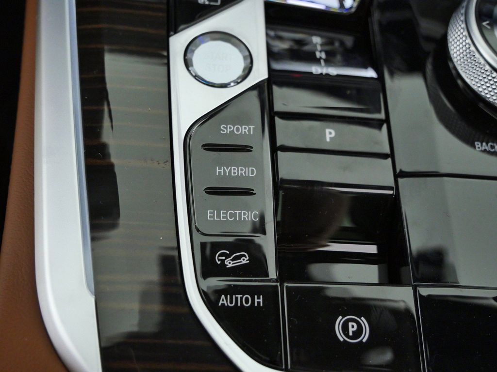 Thumbnail: 2026 BMW X5 - 42