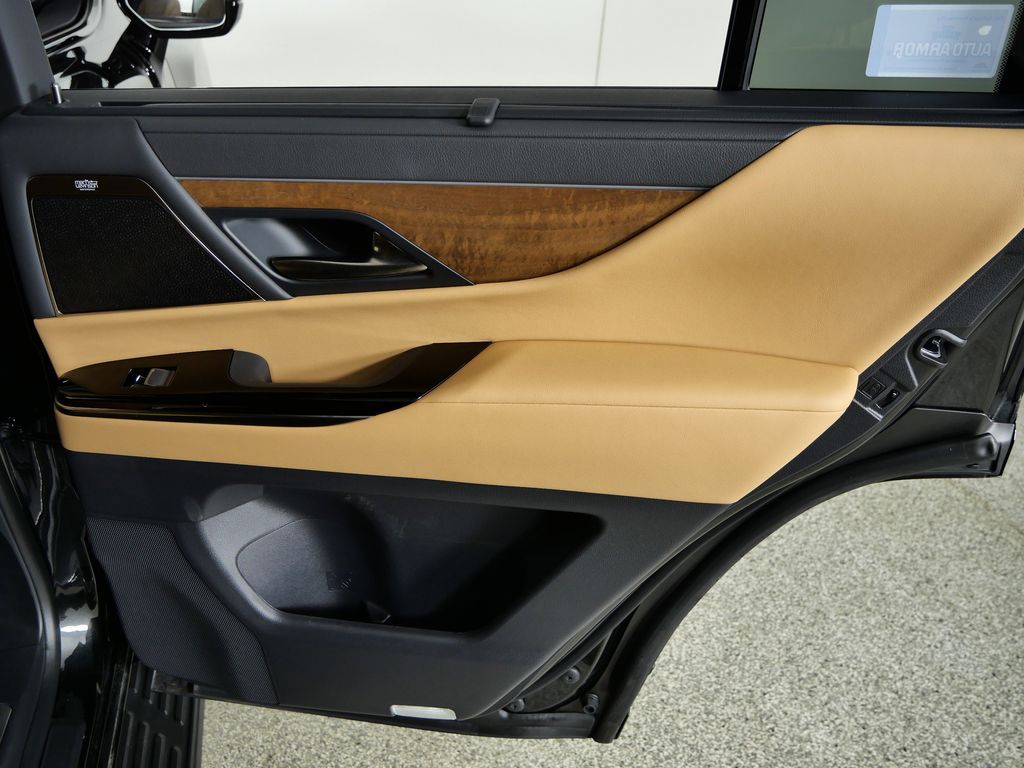 Thumbnail: 2025 Lexus LX - 24