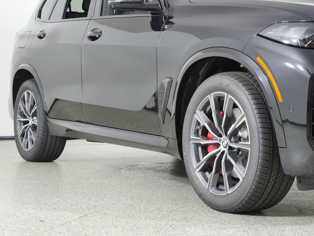 Thumbnail: 2026 BMW X5 - 6
