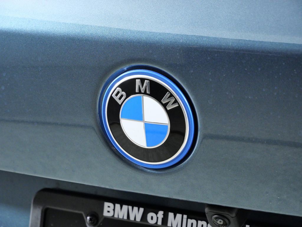 Thumbnail: 2026 BMW X5 - 13