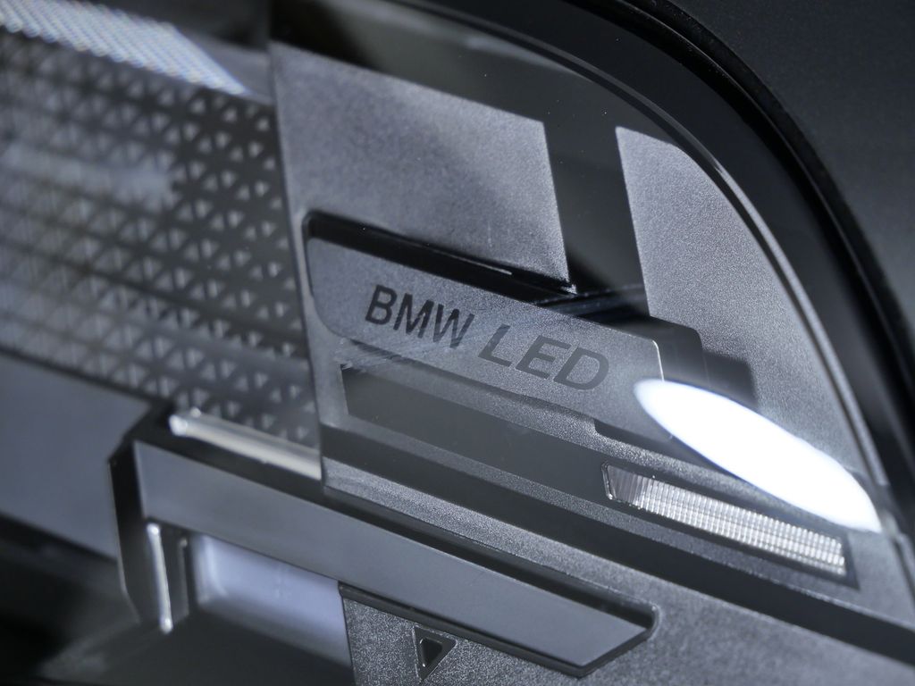 Thumbnail: 2026 BMW X6 - 4