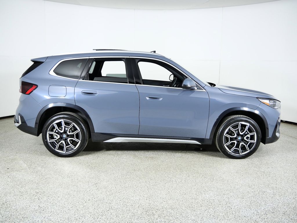 Thumbnail: 2026 BMW X1 - 8