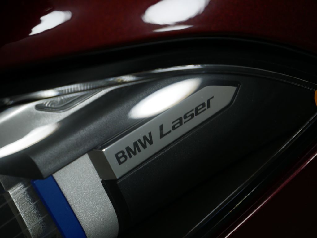 2022 BMW 8 Series M850i xDrive 21