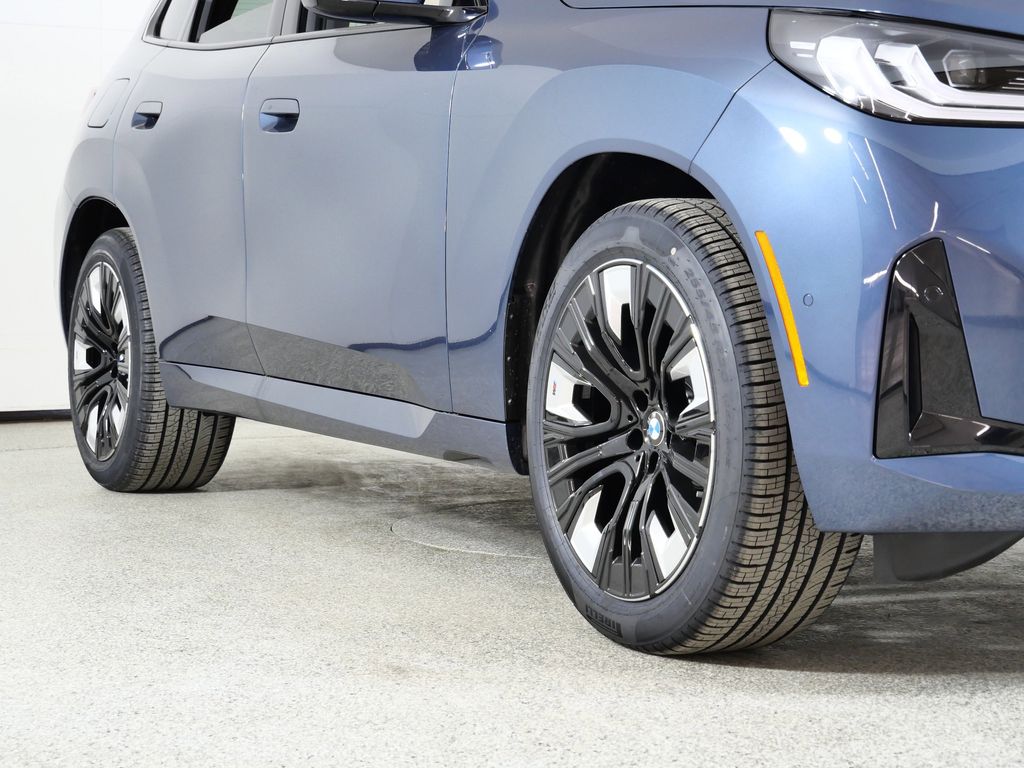 Thumbnail: 2026 BMW X3 - 6