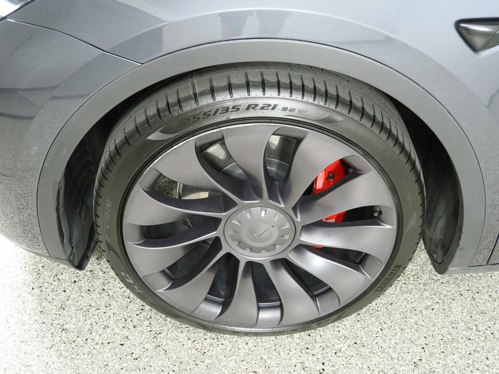 Thumbnail: 2020 Tesla Model Y - 17