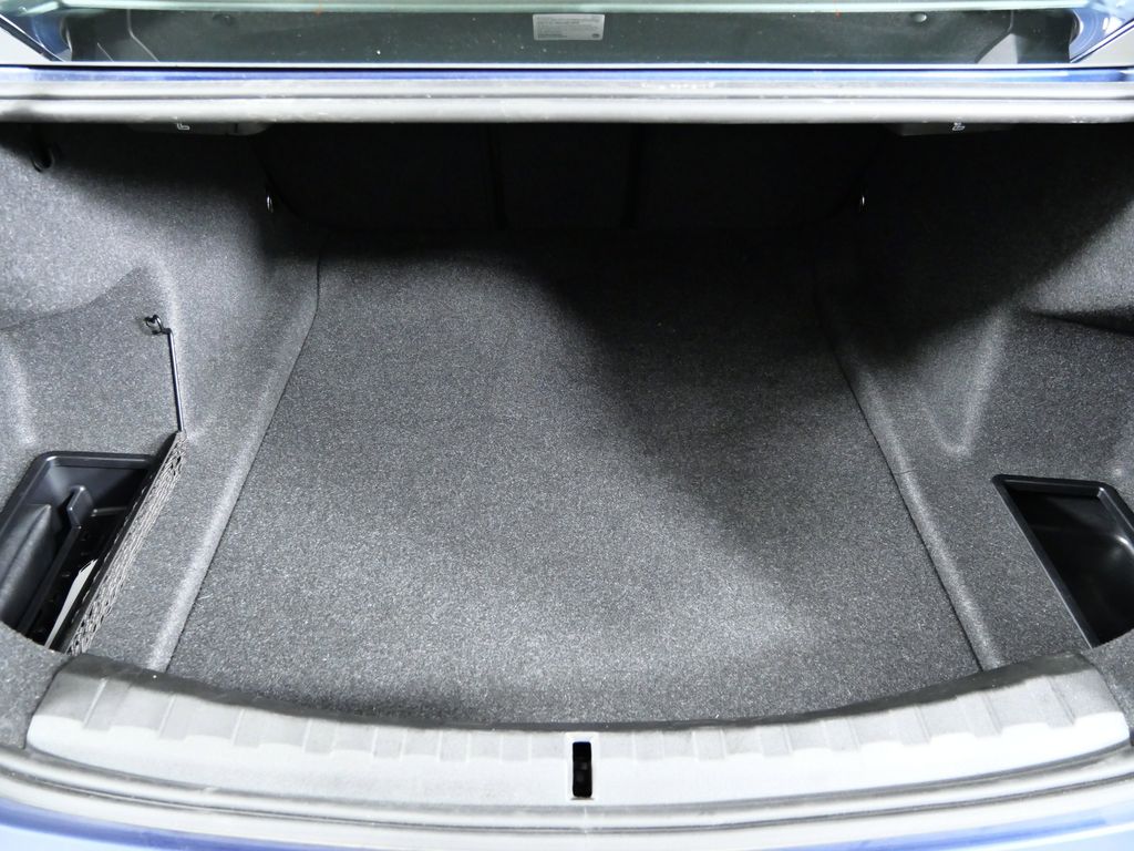 Thumbnail: 2023 BMW 3 Series - 32